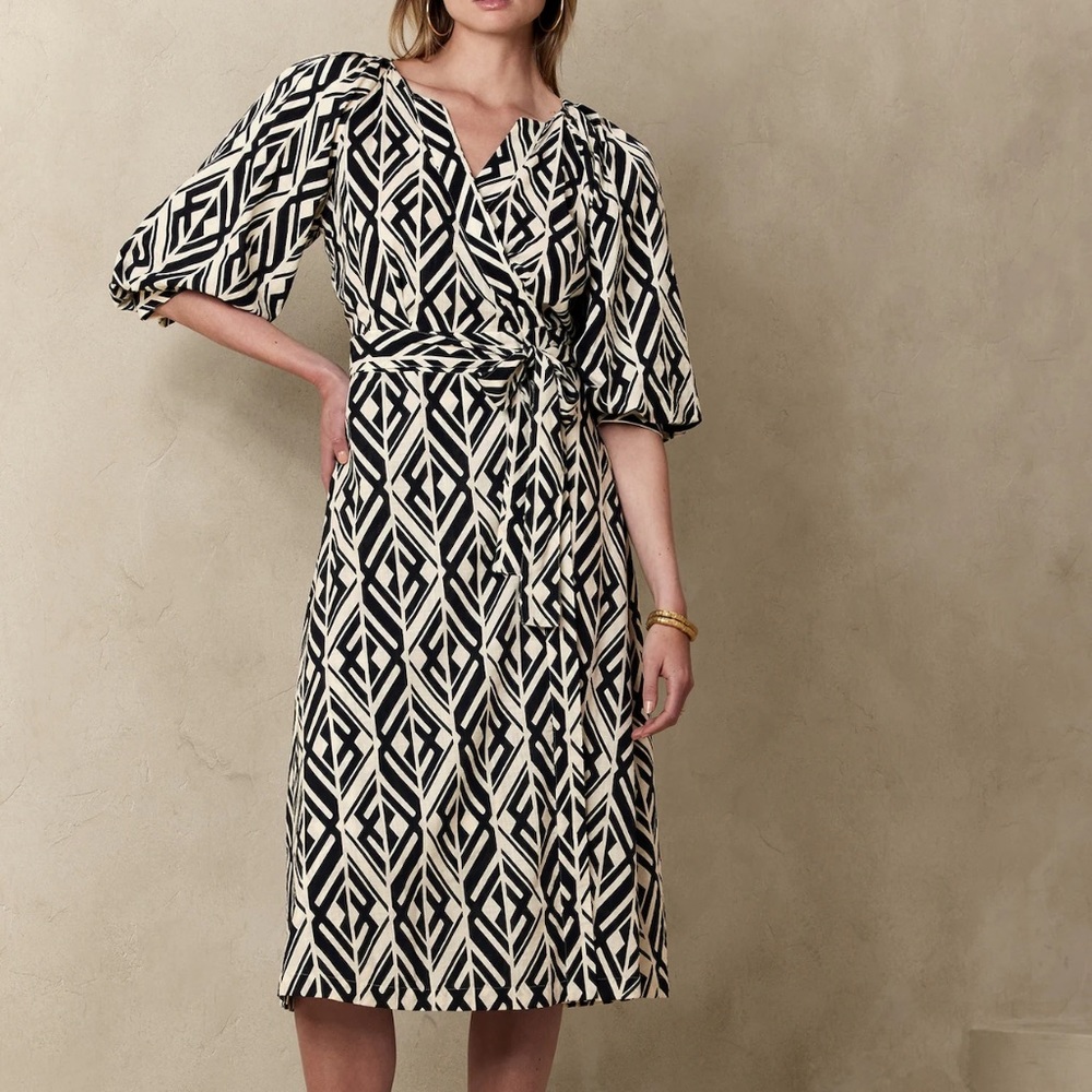 Banana Republic wrap dress size Large